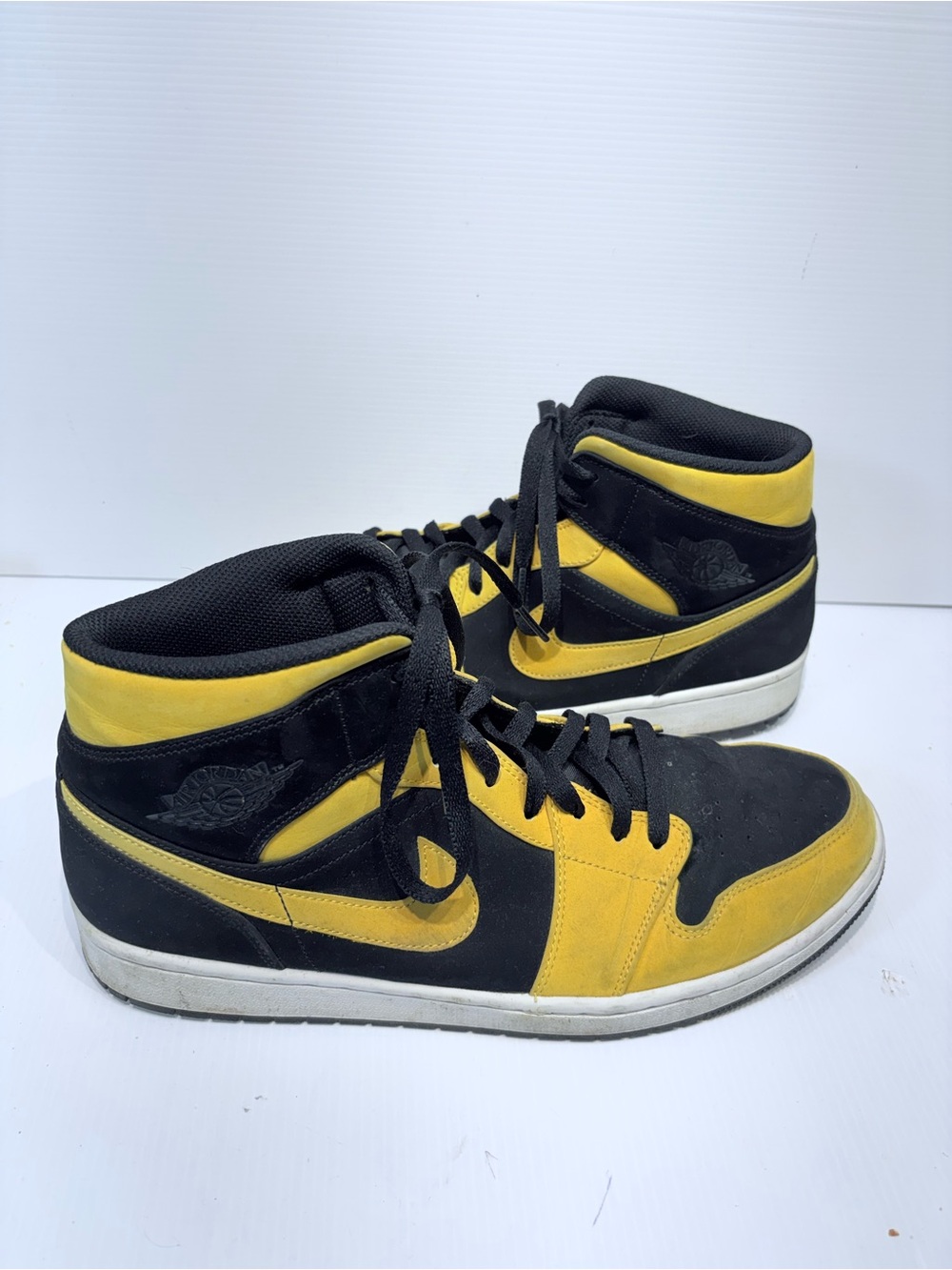 NIKE Air Jordan 1 Sneakers - Men's Size 12